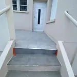 Belle Maison 100m2 Avec Terrasse Et Parking Prive *